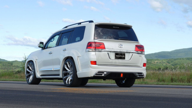 Накладка на задний бампер "Wald" Toyota Land Cruiser 200 купить в интернет-магазине tuning63