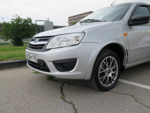 Накладки на арки "Трек" для ВАЗ 2190, 2191 "LADA Granta" Liftback
