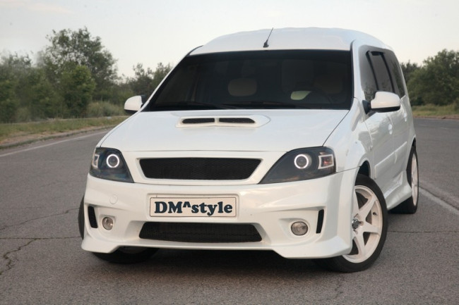 Аэродинамический обвес "DM style" для LADA Largus купить в интернет-магазине tuning63