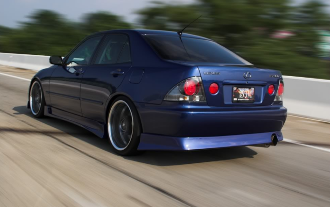 Накладка на задний бампер "ELIXIR" для Toyota Аltezza купить в интернет-магазине tuning63