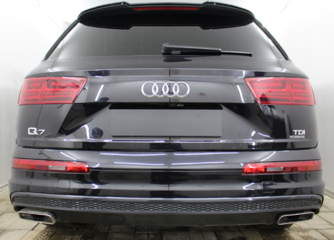Защита камеры заднего вида Audi Q7 (2015-2020) купить в интернет-магазине tuning63