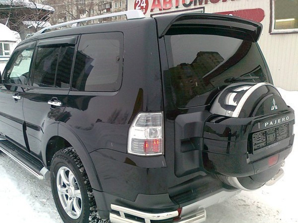Защитный бокс для запасного колеса Mitsubishi Pajero 4 купить в интернет-магазине tuning63