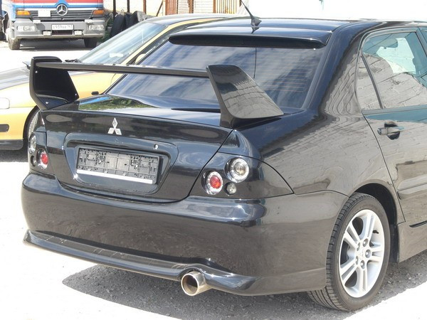 Корпуса под заднюю модульную оптику для Mitsubishi Lancer IX (2004-2007 г.в.) купить в интернет-магазине tuning63