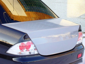 Крышка багажника EVO для Mitsubishi Lancer IX (2004-2007 г.в.)