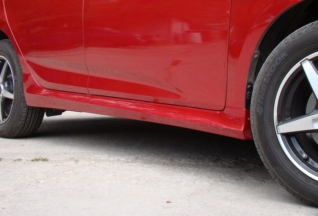 Накладки на пороги Hyundai Solaris / Kia Rio (2010-2016 г.в.) купить в интернет-магазине tuning63