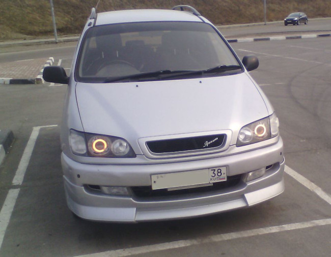 Накладка на передний бампер "Wald" Toyota Ipsum купить в интернет-магазине tuning63