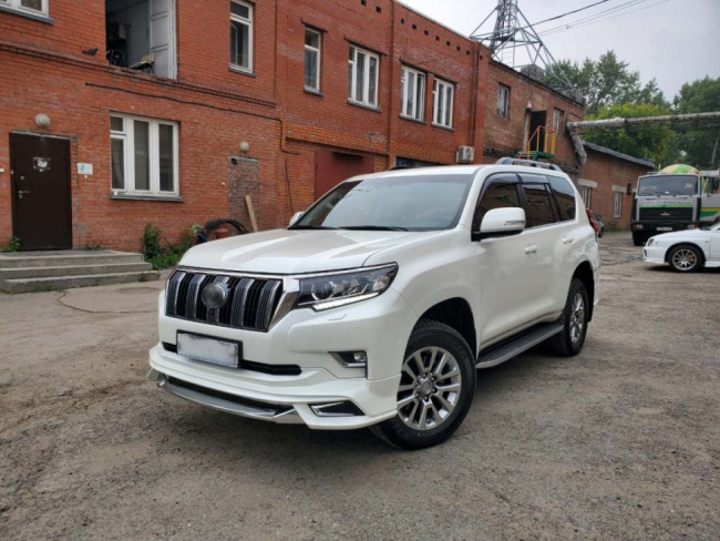 Накладка на передний бампер "Wald" для Toyota Land Cruiser Prado 150 (2017-н.в.) купить в интернет-магазине tuning63
